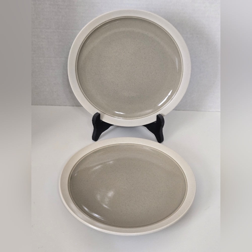 Mikasa Stoneware Sand Piper Salad Plates 8.5" Set Of 2
